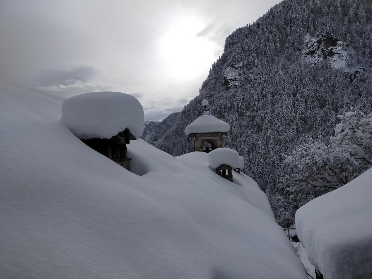 Villa Ca' Scocc, Antica Casa Di Montagna In Valsesia Mollia Exterior foto